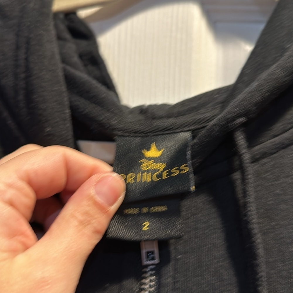 Torrid Disney Princess Belle Beauty and The Beast Hoodie Sweatshirt 2X - Picture 5 of 9